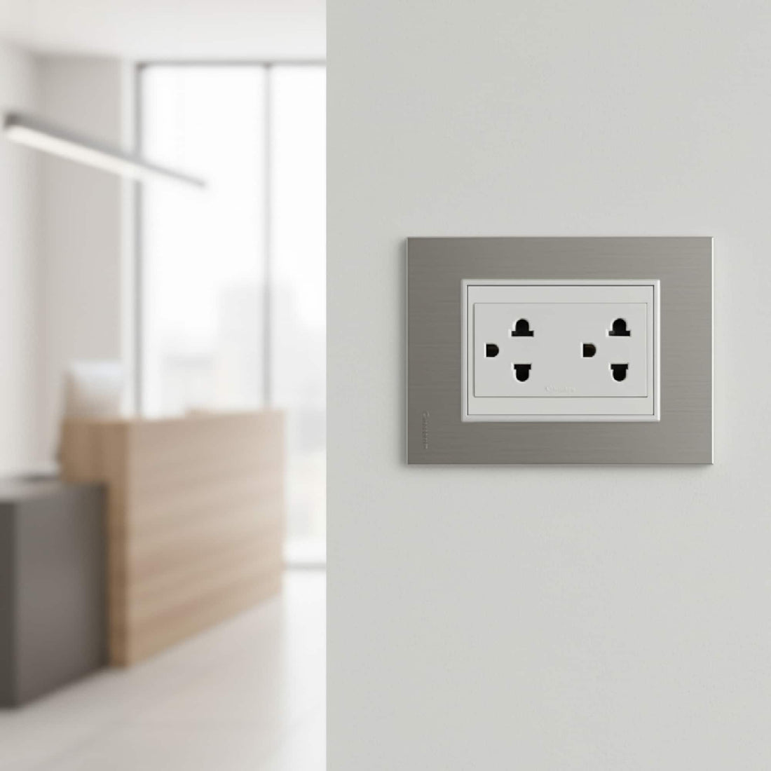 PLACA, DISTANCIADOR ALUMINIO PURO Incluye RIBETES (Blanco y gris)