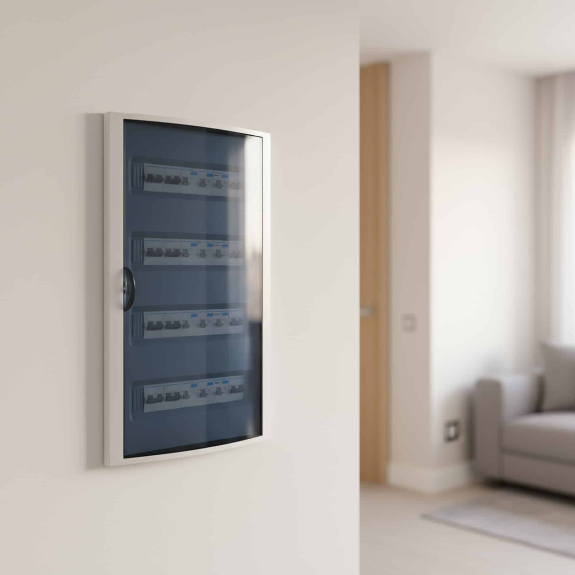 TABLERO EMPOTRADO TERMOPLÁSTICO, 56P, PUERTA FUMÉ HORIZONTAL, 320x670x75mm