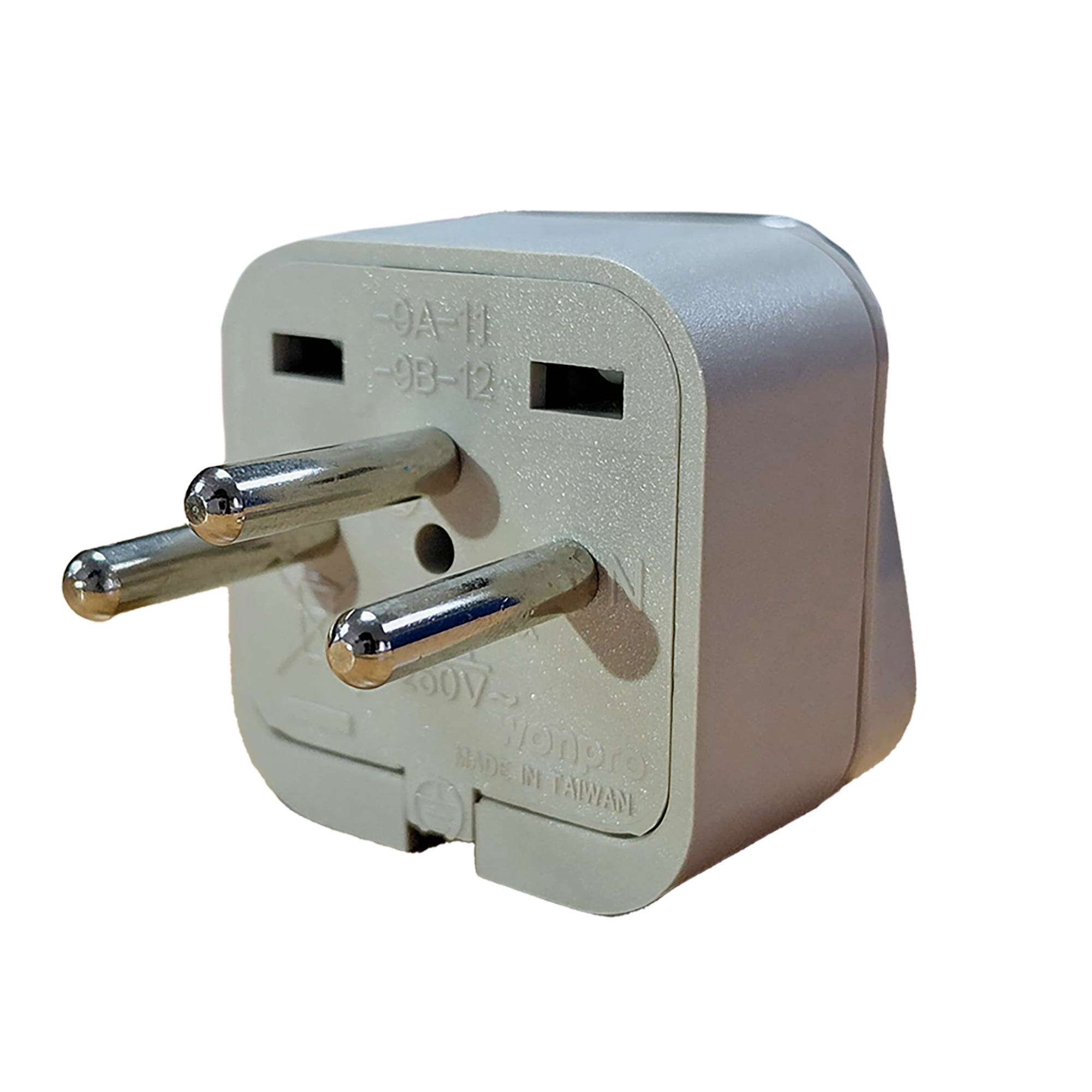 ADAPTADOR UNIVERSAL ESPIGA BRASIL 10A 250V COLOR GRIS